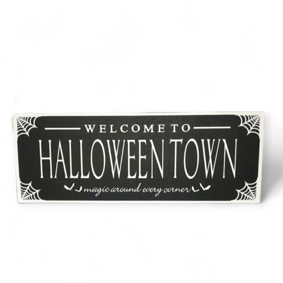 Nightmare Before Christmas "Welcome To Halloween Town" Black Wooden Wall Sign - Picture 1 of 12
